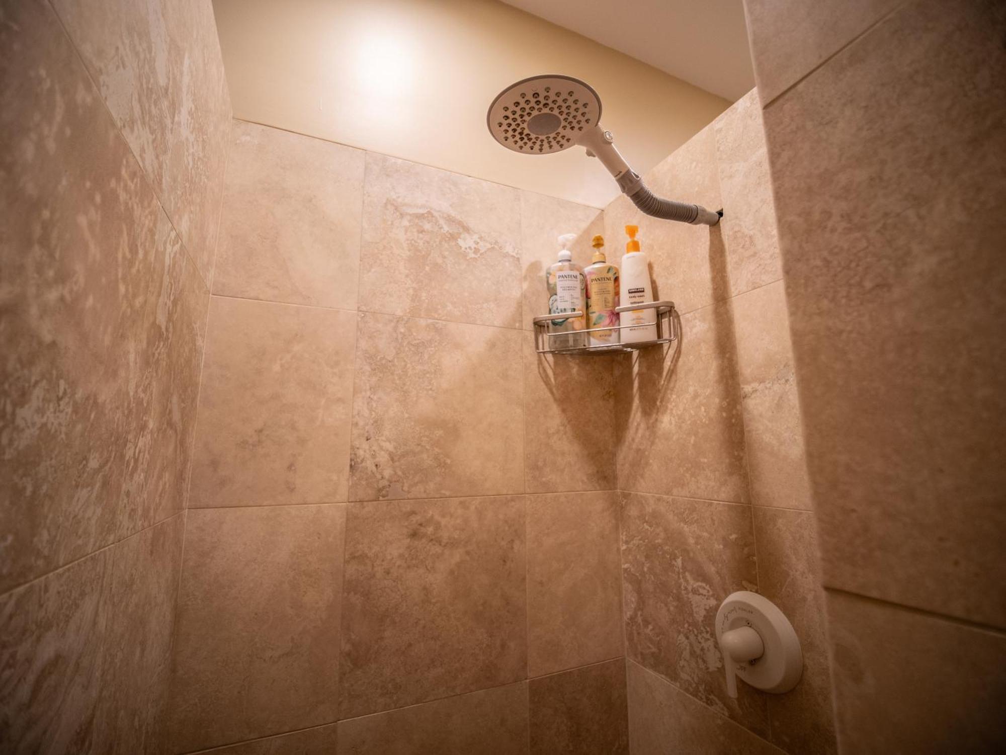 Aloha Aku Bamboo2 Suite - A Serene Retreat By The Shore Kihei Εξωτερικό φωτογραφία